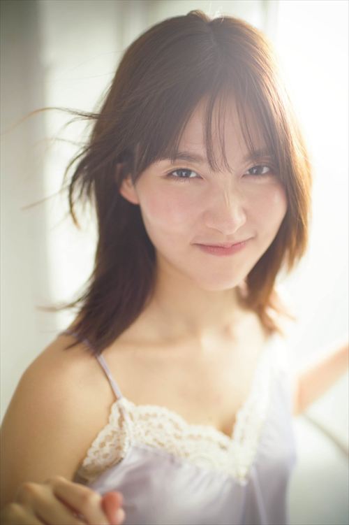 谷口めぐエログラビア下着AKB48女優モデルセクシーRAVIJOURランジェリー