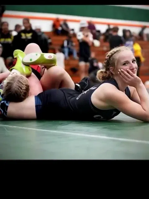 男女混合レスリングエロスポーツ