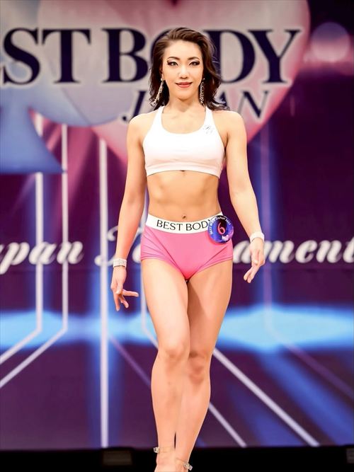 山中絵里奈エロ女子プロレスラー股間おっぱい