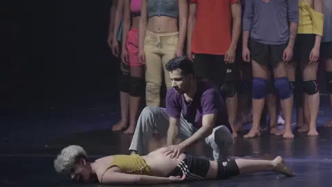 女優 舞台 手マン エロ 尻