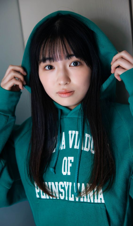 林美希エロおっぱいグラビア水着写真集「誰かに気づかれる、その前に。」