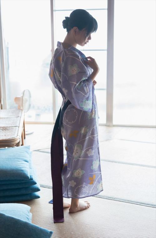 穂波あみヌードエロ写真集グラビア美しすぎる漫画家義母の愛はママならないっ!