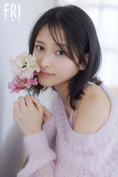 門脇遥香 FRIDAY グラビアドレスエロ画像01