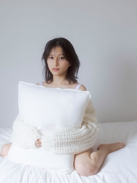 門脇遥香 エロ 写真集「はるかぜの行方」