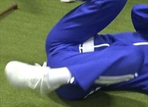 金川紗耶エロ股間グラビア