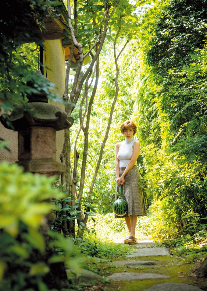 奈良岡にこ乳首ヌード濡れ場おっぱいエロ写真集