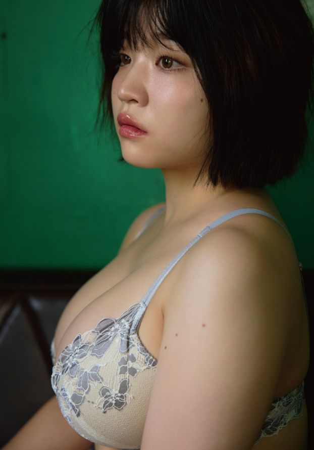 根本凪 エロ 写真集「リボン」8