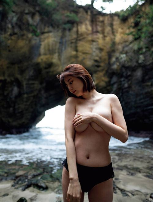 杉本有美ヌードエロ写真集グラビア特撮女優水着