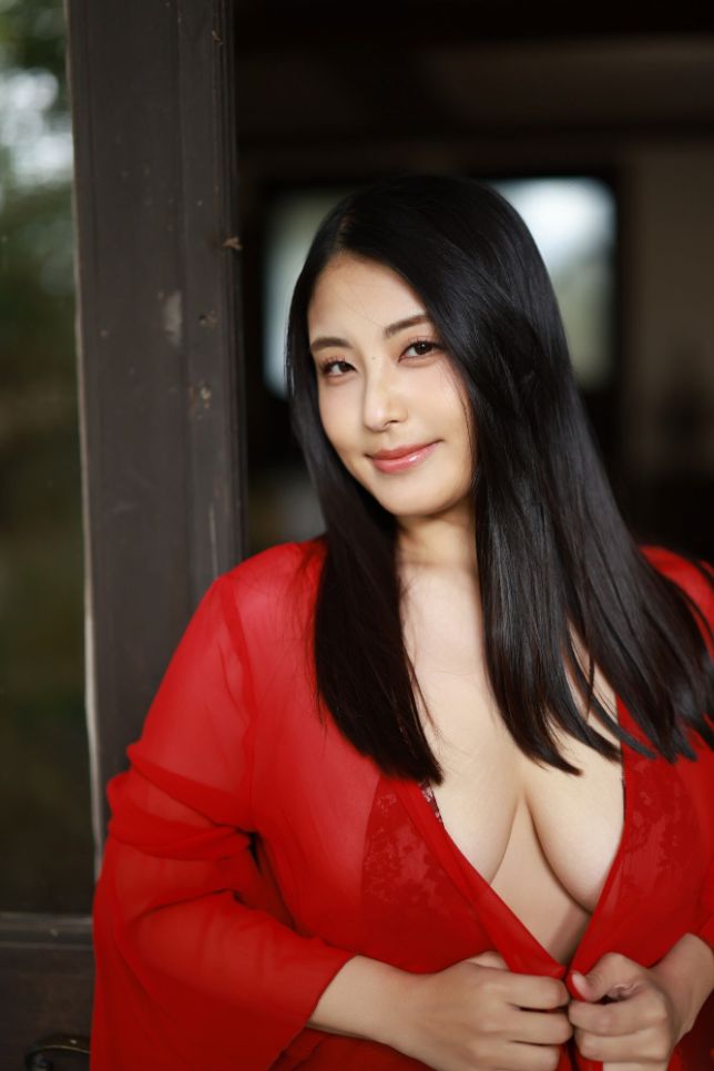 トロたんヌードエロ写真集おっぱいグラビア下着水着「眼福トロトロ」