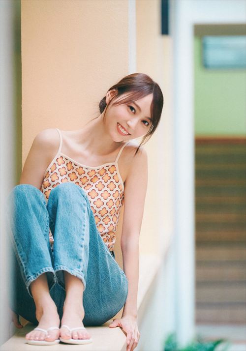 弓木奈於 セミヌード エロ 乃木坂46 パンチラ 水着 グラビア