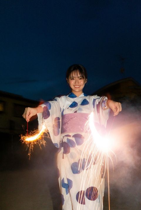 豊田ルナグラビアおっぱいエロ画像