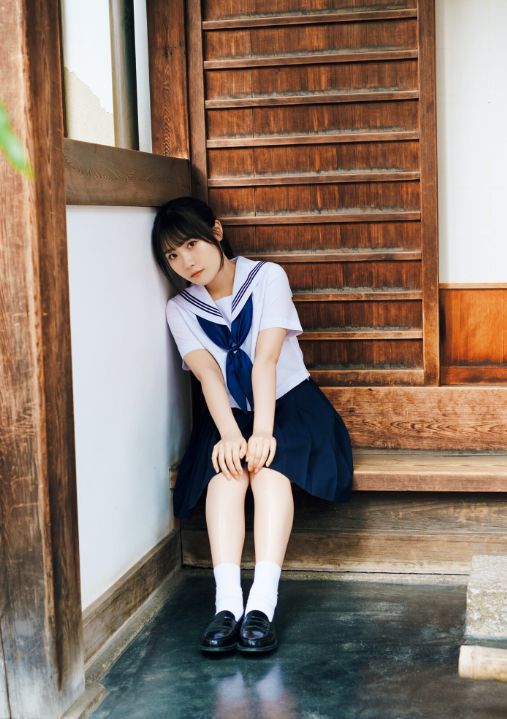 坂倉花おっぱいエロ画像