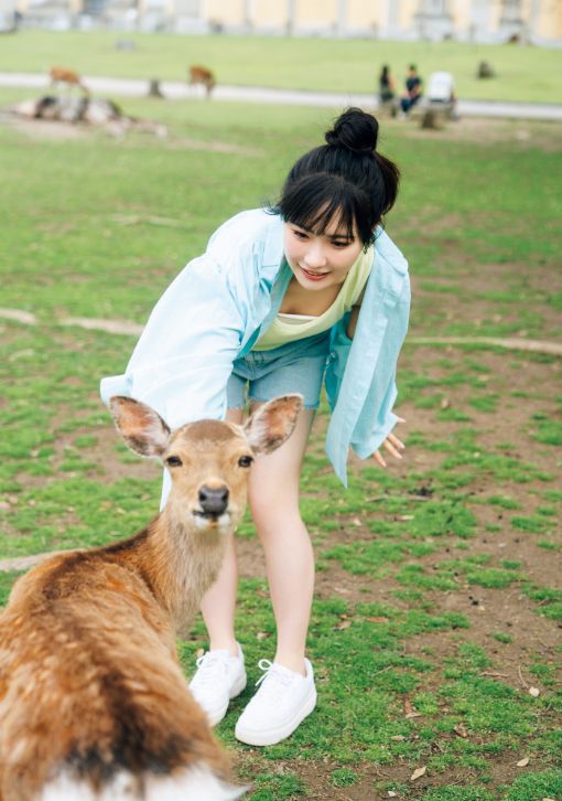 坂倉花おっぱいエロ画像