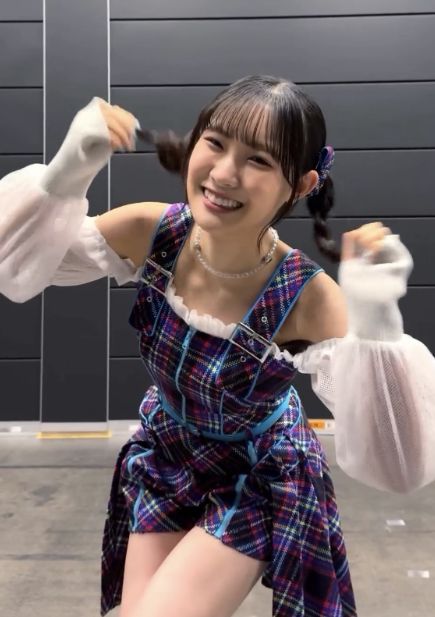 坂倉花おっぱいエロ画像