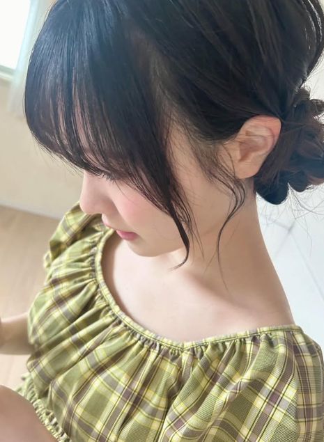 坂倉花おっぱいエロ画像