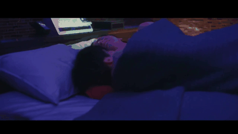 尾野真千子、濡れ場ヌードおっぱいがエロい！【GIF動画】