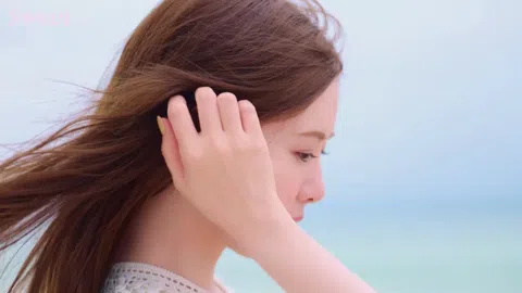 白石麻衣さん、ドスケべ姿を地上波で披露！！18禁レベルでもはやアウトｗｗ(エロGIF)